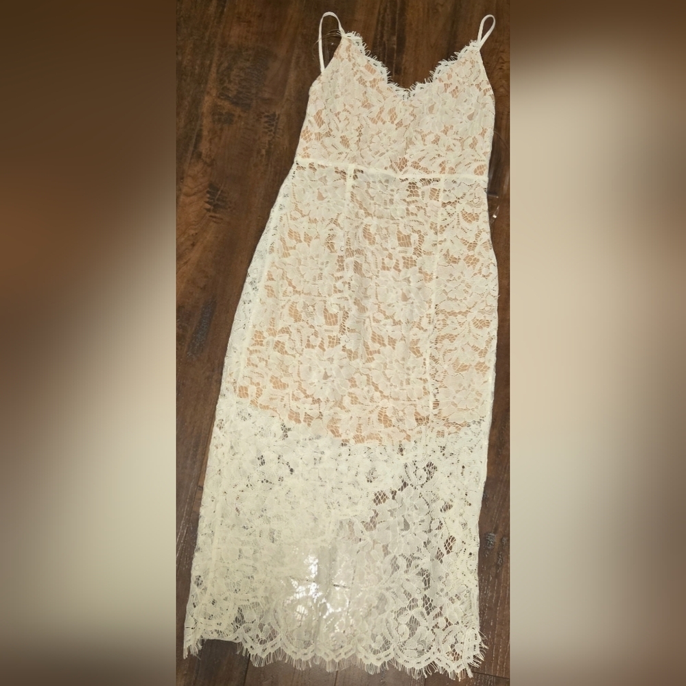 NWT Honey (Do+Be) Elegant Cream Lace Midi Dress Size Small